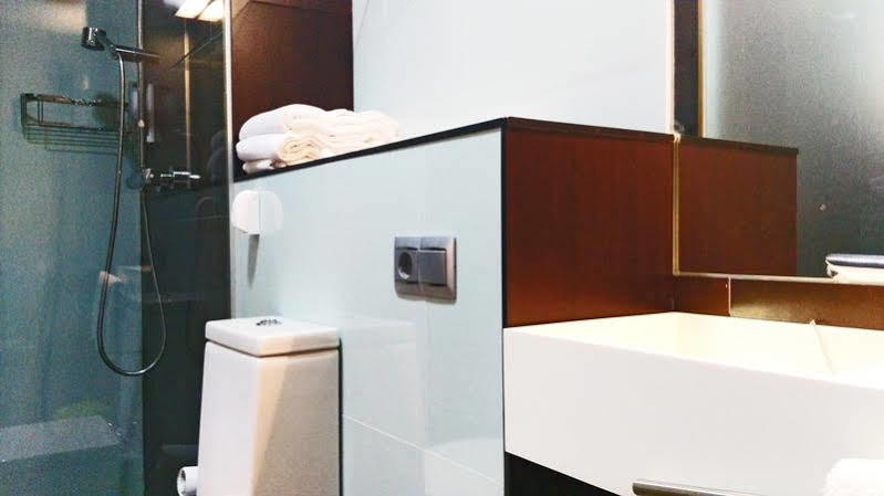 Dream Suites And Apartments Almeria Centro Extérieur photo